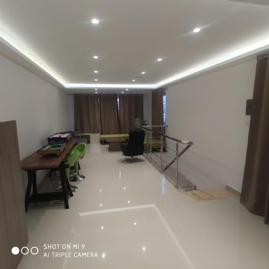Heraklion Airport Family Lux Apartment Exterior foto